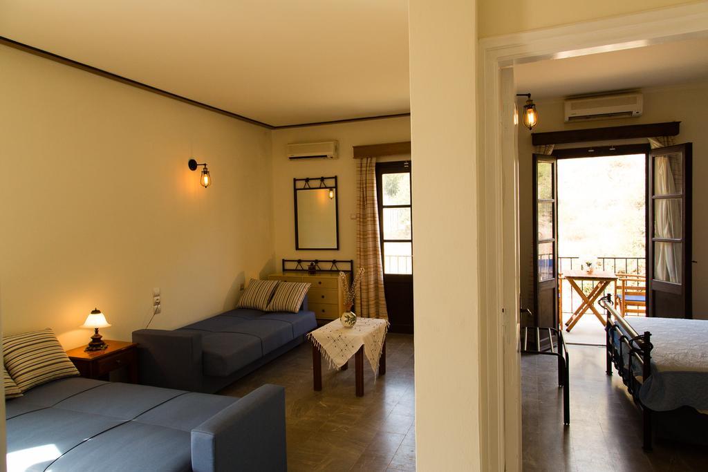Hotel Porto Potha Telendos Extérieur photo