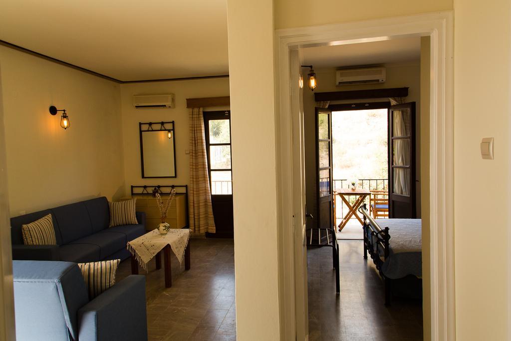 Hotel Porto Potha Telendos Extérieur photo