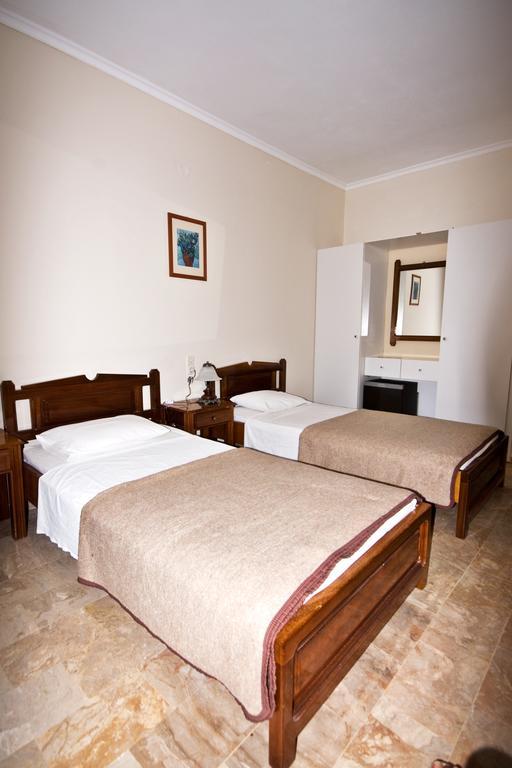 Hotel Porto Potha Telendos Extérieur photo