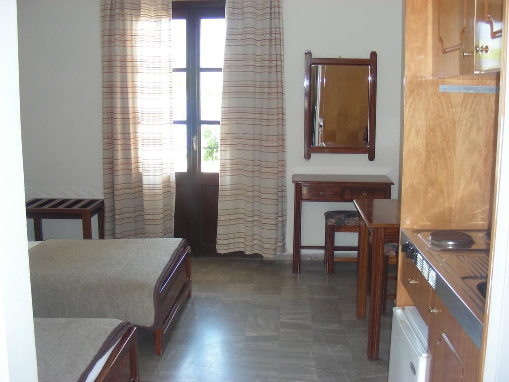 Hotel Porto Potha Telendos Extérieur photo